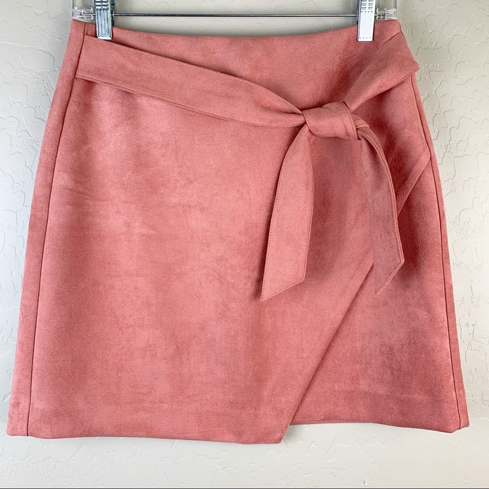 LOFT blush pink faux suede skirt size 2